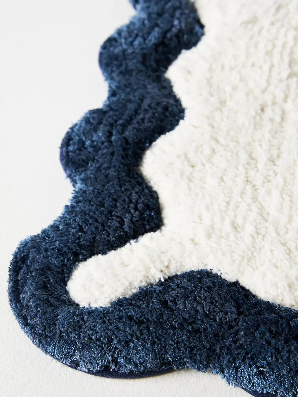 NWT Anthropologie Navy Trim White Bath Runner
